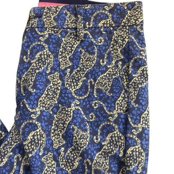 Lilly Pulitzer Cropped Dress Pants – Size 0 – Blue & Gold Cat Print - Picture 5 of 6